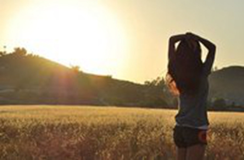 新生儿取名100分属鼠